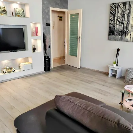 Apartment Sea Queen Split Apartment